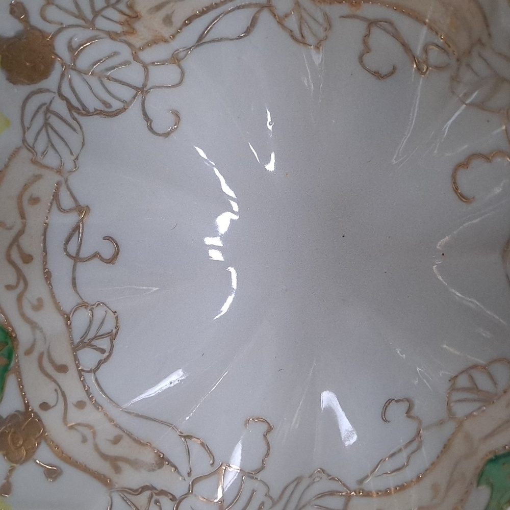 Antique Nippon Scalloped Footed Bowl | Hand painted | Japan - Picture 7 of 10